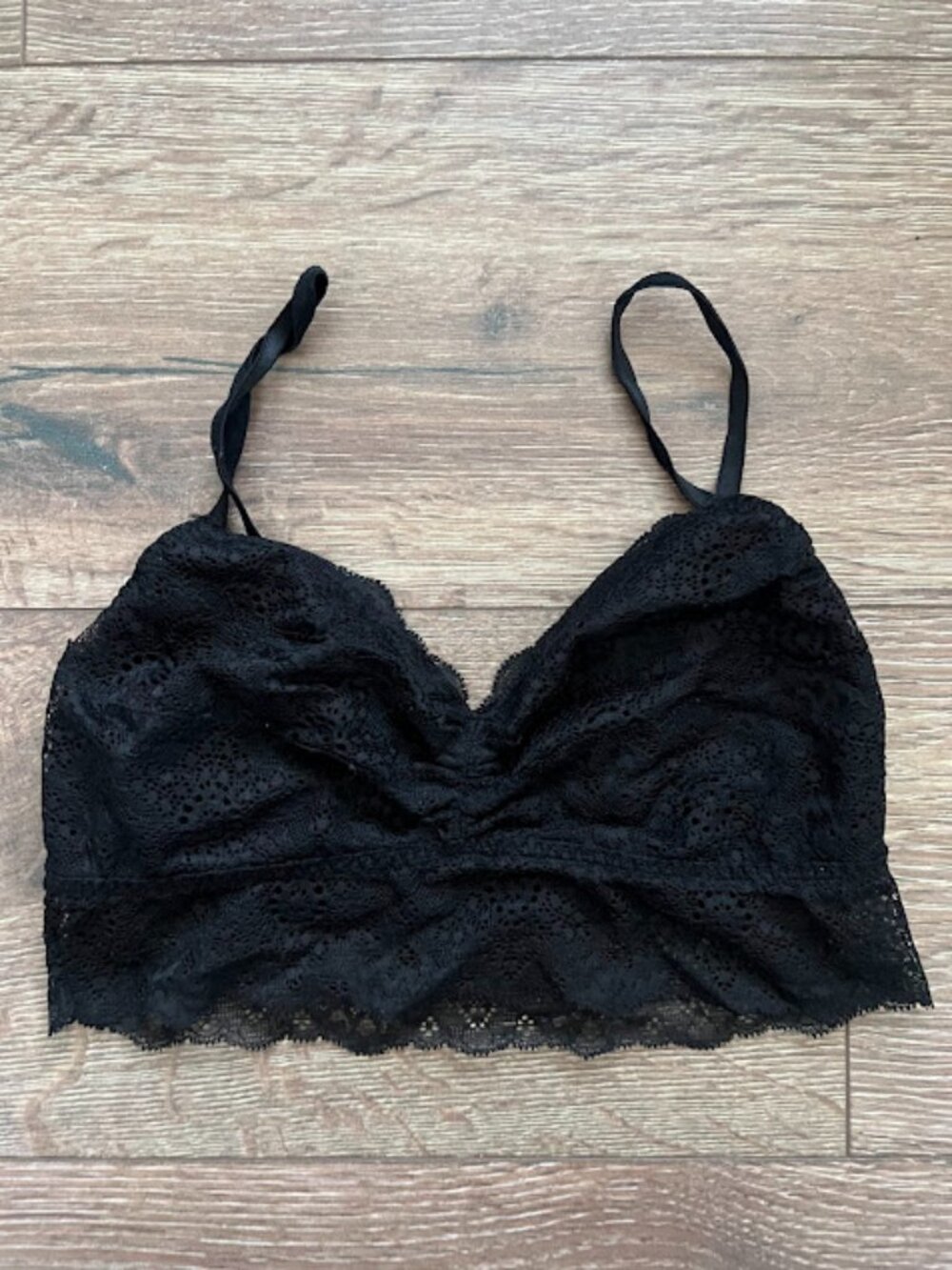 Victoria's Secret PINK Black Lace Wireless Bralette Bra Size XS